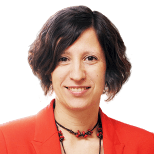 headshot of rosa gallego